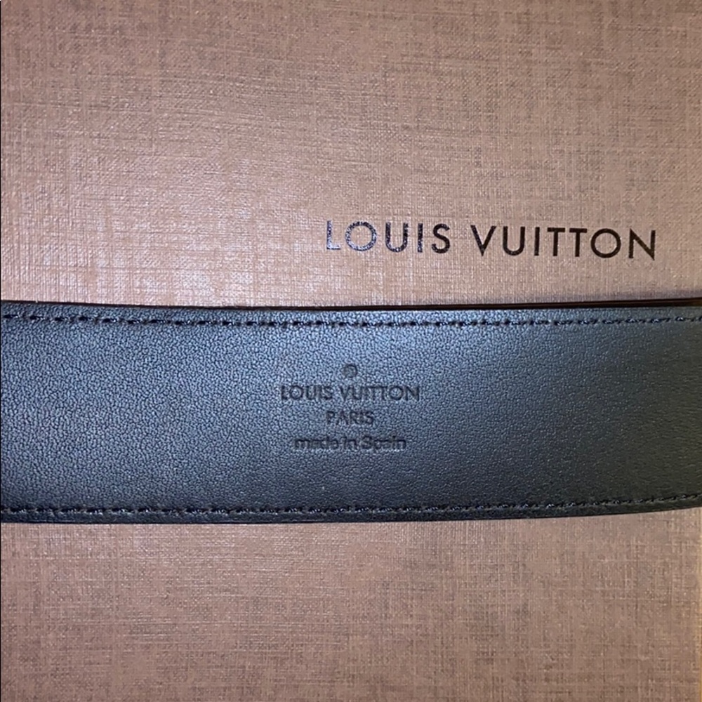 Men LV Belt - Picture 8 of 11